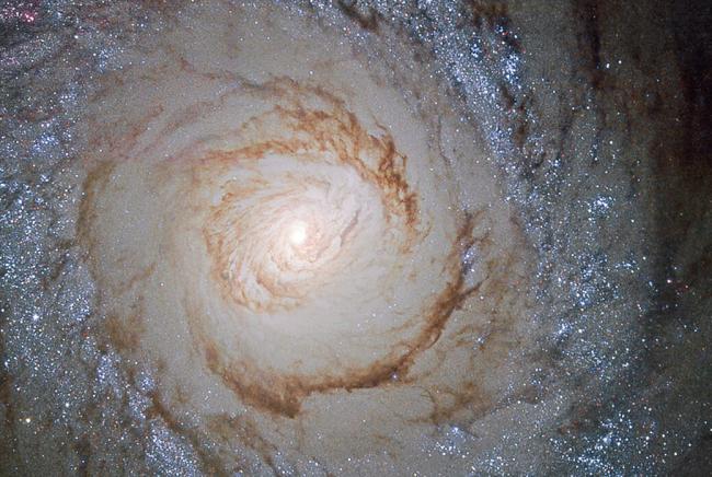 the starburst galaxy M94