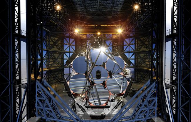 realistic computer rendering of the Giant Magellan Telescope