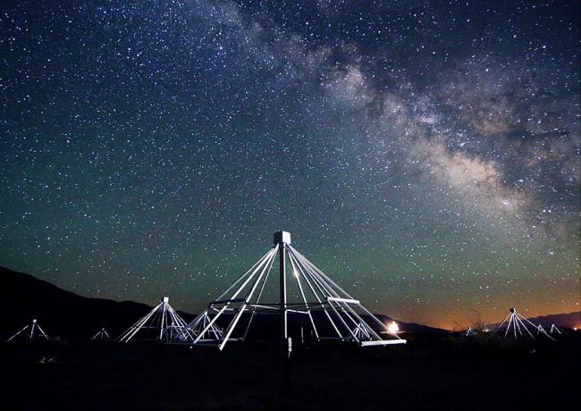 a few antennas that make up the LEDA Telescope